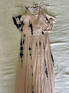 Tie-Dye Beige and Black Maxi Dress with Ruffle Bodice